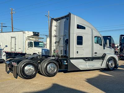 Used 2024 Kenworth T680 Cummins ISX / X15 Semi Truck for sale #0617100 - photo 2