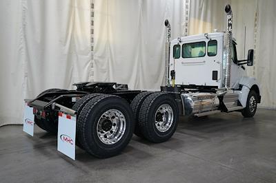New 2026 Kenworth T880 Cummins ISX / X15 Semi Truck for sale #0617148 - photo 2