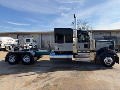 Used 2023 Kenworth W900 Cummins GX Semi Truck for sale #0617170 - photo 2