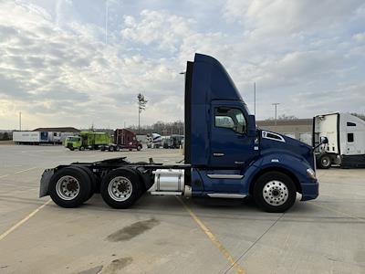 Used 2021 Kenworth T680 Paccar MX/MX-13 Semi Truck for sale #0617279 - photo 2