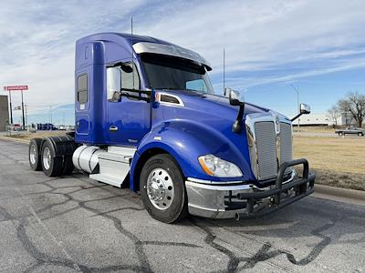 Used 2022 Kenworth T680 Cummins ISX / X15 Semi Truck for sale #0617368 - photo 1