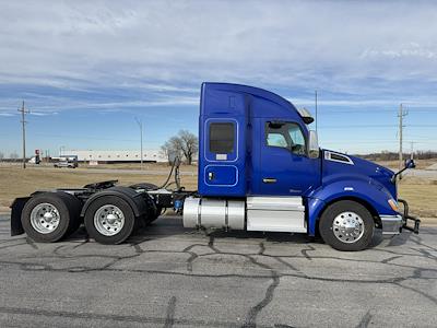 Used 2022 Kenworth T680 Cummins ISX / X15 Semi Truck for sale #0617368 - photo 2