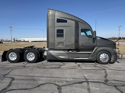 Used 2022 Kenworth T680 Paccar MX/MX-13 Semi Truck for sale #0617370 - photo 2
