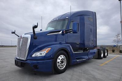Used 2023 Kenworth T680 Paccar MX/MX-13 Semi Truck for sale #0617433 - photo 2