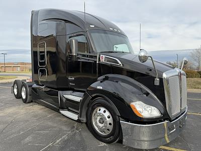 Used 2022 Kenworth T680 Paccar MX/MX-13 Semi Truck for sale #0617479 - photo 1