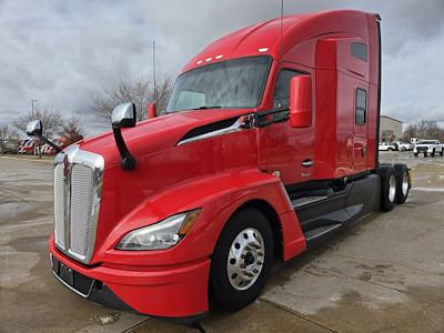 Used 2023 Kenworth T680 Cummins ISX / X15 Semi Truck for sale #0617501 - photo 2