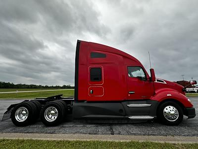 Used 2022 Kenworth T680 Cummins ISX / X15 Semi Truck for sale #0617512 - photo 2