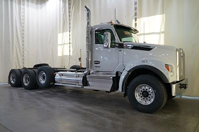 New 2026 Kenworth T880 Cummins ISX / X15 Semi Truck for sale #0617539 - photo 1