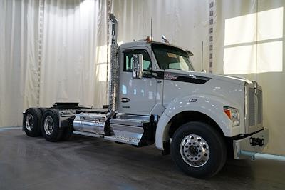 New 2026 Kenworth T880 Cummins ISX / X15 Semi Truck for sale #0617546 - photo 1