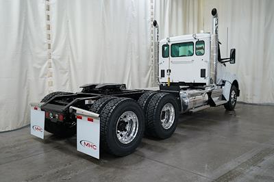 New 2026 Kenworth T880 Cummins ISX / X15 Semi Truck for sale #0617583 - photo 2