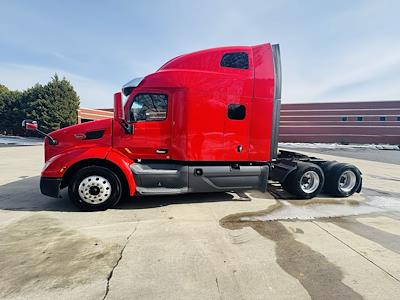 Used 2020 Peterbilt 579 Paccar MX/MX-13 Semi Truck for sale #0617610 - photo 2