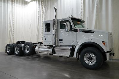 New 2027 Kenworth T880 Cummins ISX / X15 Semi Truck for sale #0617641 - photo 1