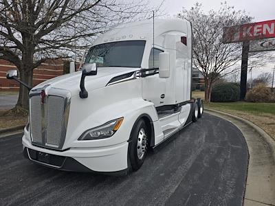 Used 2024 Kenworth T680 Cummins ISX / X15 Semi Truck for sale #0617665 - photo 1
