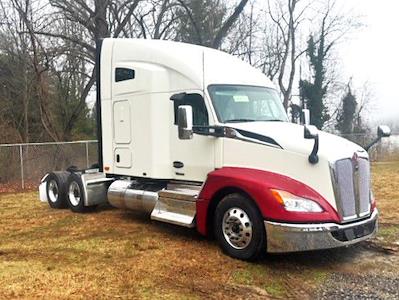 New 2027 Kenworth T680 - photo 1