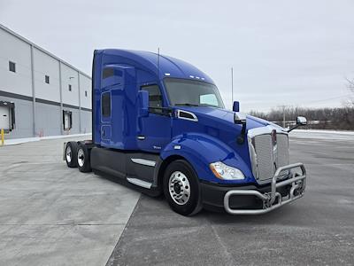 Used 2022 Kenworth T680 Paccar MX/MX-13 Semi Truck for sale #0617992 - photo 1