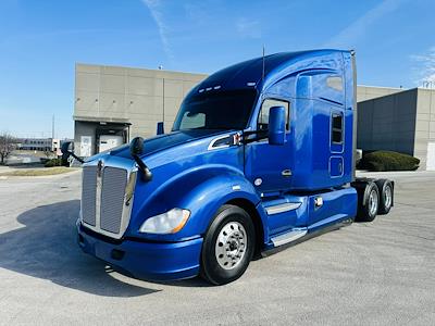 Used 2022 Kenworth T680 - photo 1