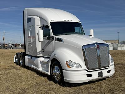 Used 2019 Kenworth T680 Cummins ISX / X15 Semi Truck for sale #0618177 - photo 1