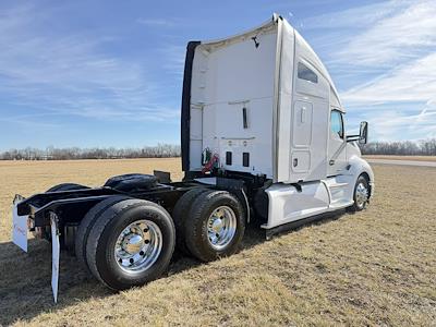 Used 2019 Kenworth T680 Cummins ISX / X15 Semi Truck for sale #0618177 - photo 2