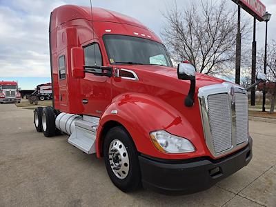 Used 2022 Kenworth T680 Cummins ISX / X15 Semi Truck for sale #0618187 - photo 1