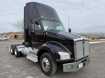 Used 2020 Kenworth T880 - photo 1