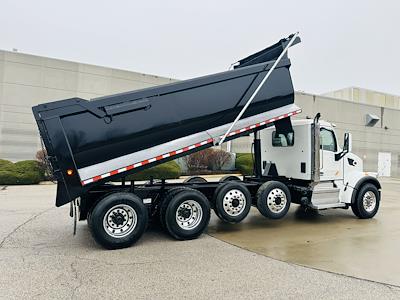 Used 2019 Peterbilt 567 - photo 1