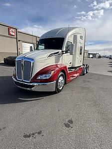 Used 2023 Kenworth T680 - photo 1