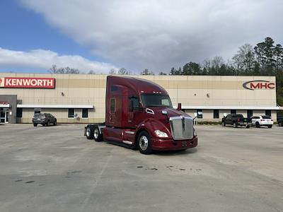 Used 2019 Kenworth T680 - photo 1