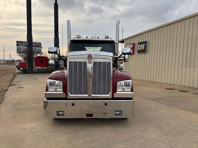 Used 2024 Kenworth W990 - photo 1