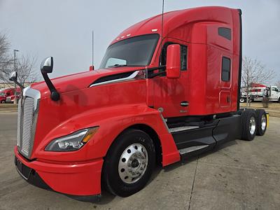 Used 2023 Kenworth T680 - photo 1
