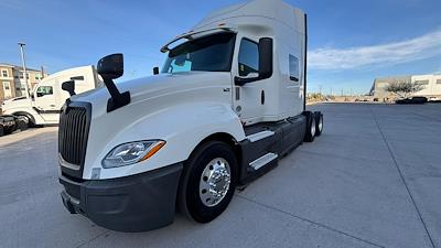 Used 2021 International LT - photo 1