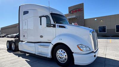 Used 2022 Kenworth T680 Cummins ISX / X15 Semi Truck for sale #0618703 - photo 1