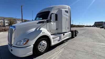 Used 2022 Kenworth T680 Cummins ISX / X15 Semi Truck for sale #0618703 - photo 2