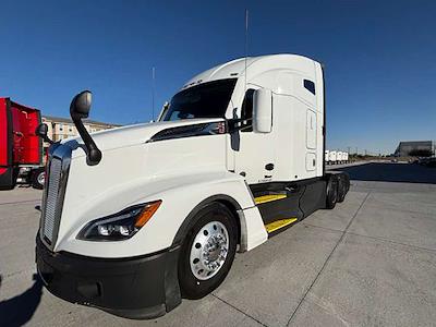 Used 2023 Kenworth T680 Cummins ISX / X15 Semi Truck for sale #0618754 - photo 2