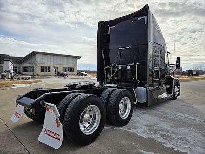 Used 2022 Kenworth T680 - photo 1