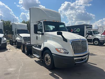 Used 2021 International LT - photo 1