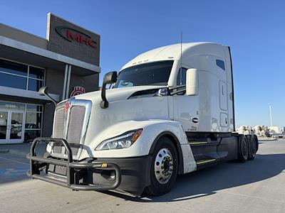 Used 2023 Kenworth T680 - photo 1