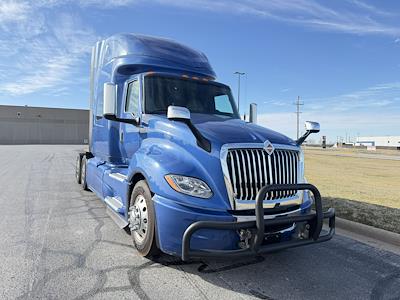 Used 2022 International LT - photo 1
