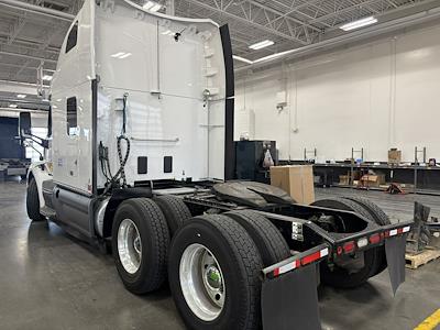 Used 2020 Peterbilt 579 - photo 1