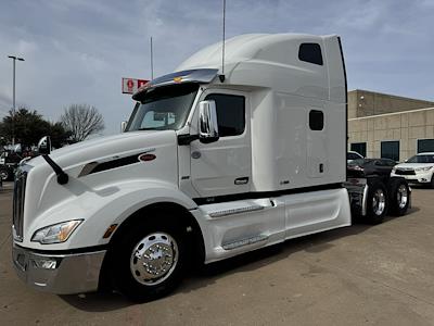 Used 2024 Peterbilt 579 - photo 1