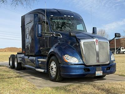 Used 2020 Kenworth T680 - photo 1