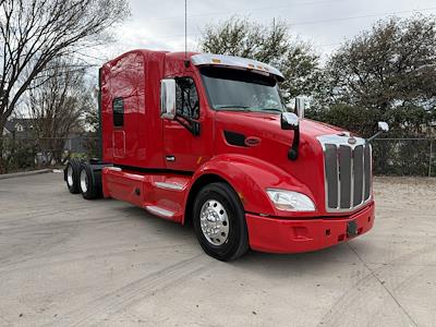 Used 2021 Peterbilt 579 - photo 1