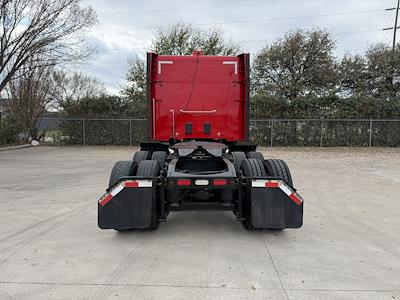 Used 2021 Peterbilt 579 - photo 1