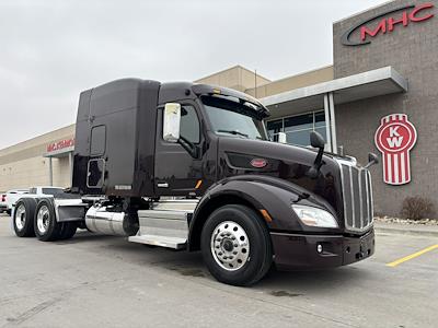Used 2021 Peterbilt 579 - photo 1