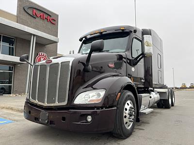 Used 2021 Peterbilt 579 - photo 1