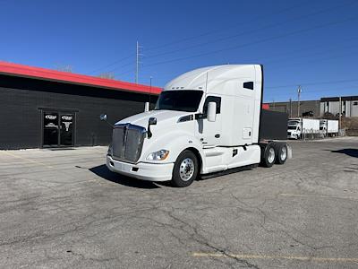 Used 2021 Kenworth T680 - photo 1