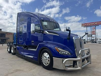 Used 2024 Kenworth T680 - photo 1