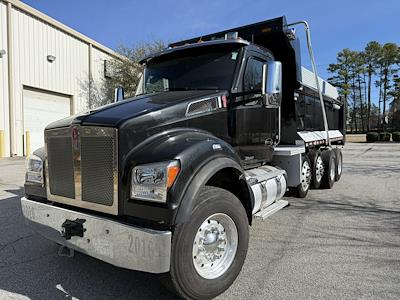 Used 2021 Kenworth T880 - photo 1