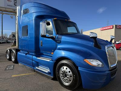 Used 2021 International LT - photo 1