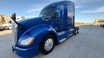 Used 2021 Kenworth T680 - photo 1