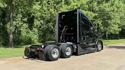 Used 2023 Kenworth T680 - photo 1